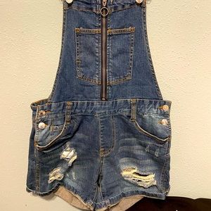 Almost Famous Shortall